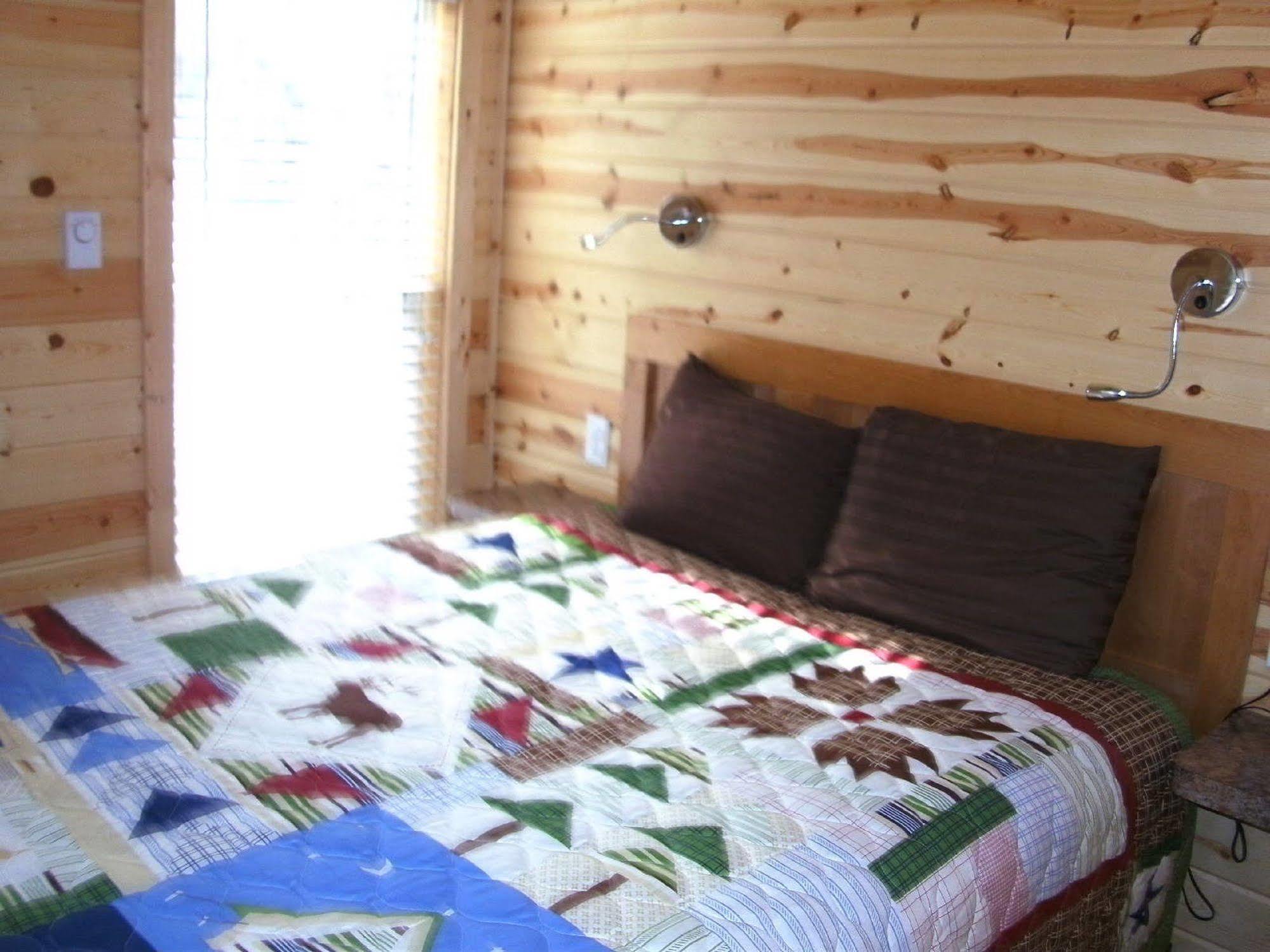 Bend-Sunriver Rv Campground Three Rivers Eksteriør billede